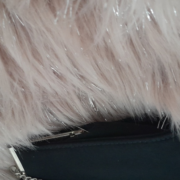 Amazing Liz Claiborne Mini Crossbody Bag - Picture 4 of 11